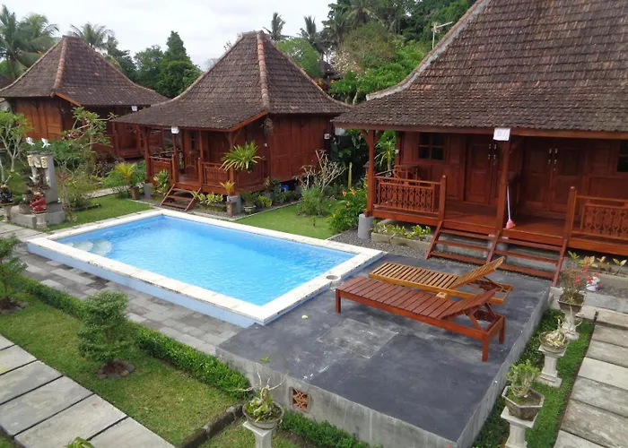 Griya Taman Pensión 2*